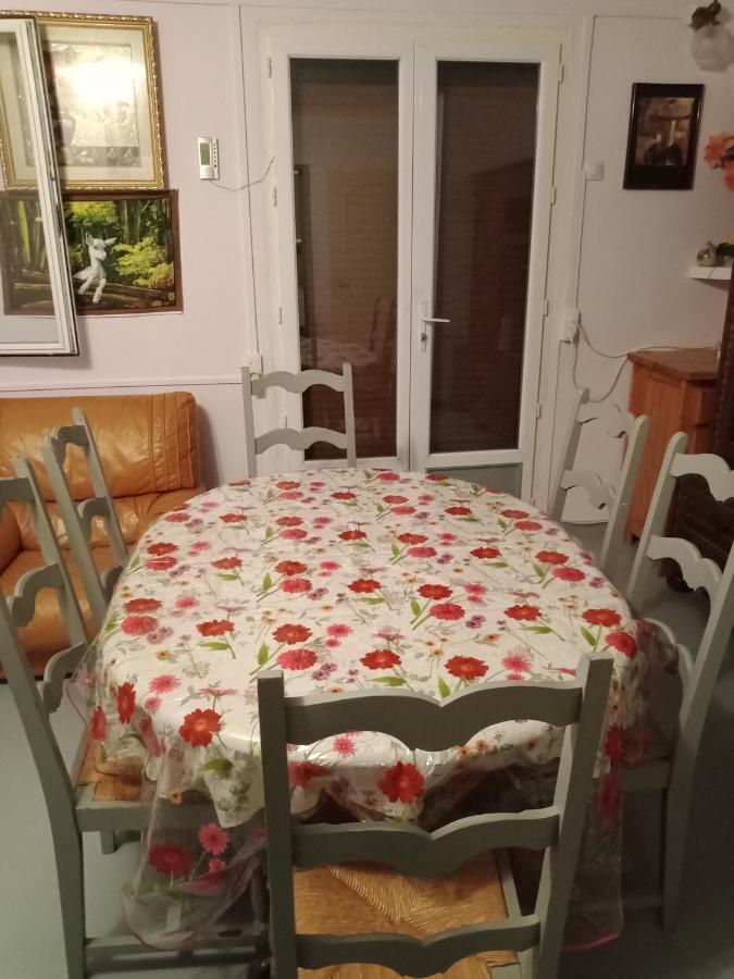 Maison Complete Montluçon Екстериор снимка