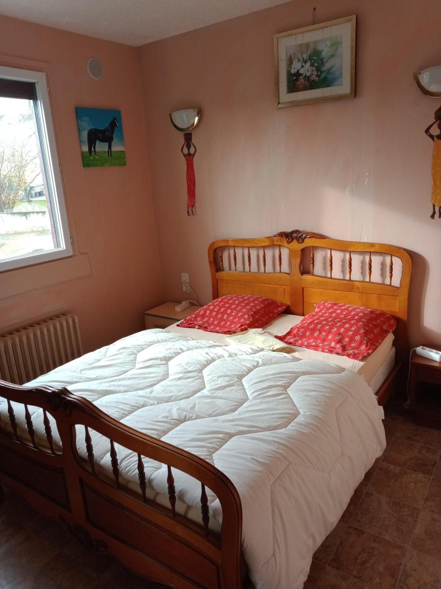 Maison Complete Montluçon Екстериор снимка